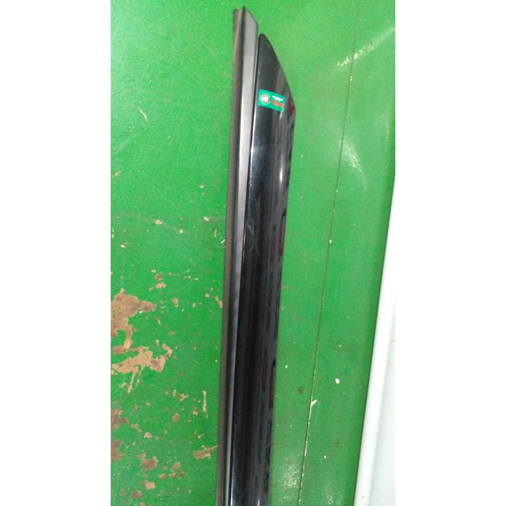 Friso Lado Esquerdo Citroen C4 Picasso Preto