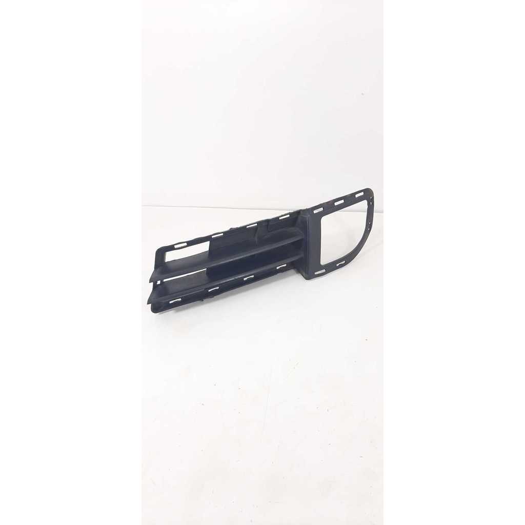 Moldura Farol De Milha Esquerdo Gm Astra 2003-2011 C/detalhe