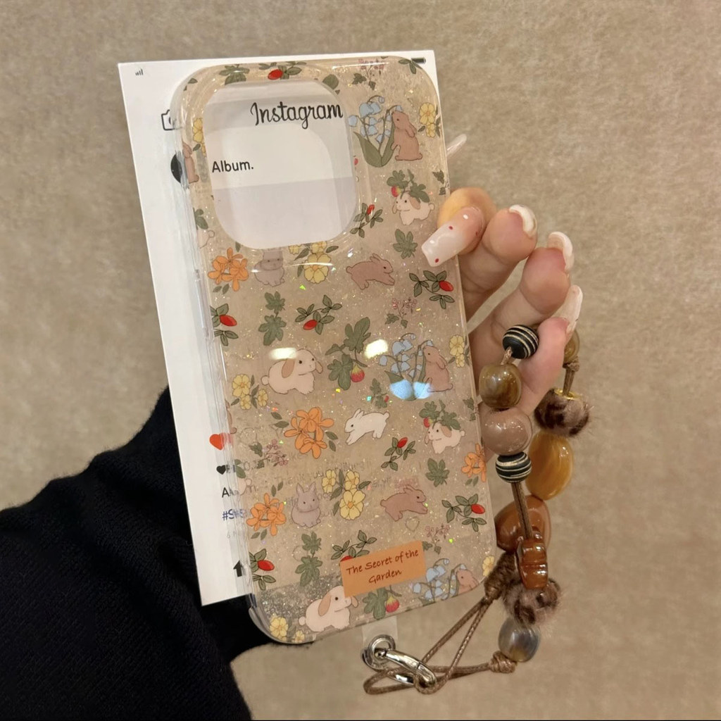 Glitter Flower Cute Rabbit Adequado para Apple 16promax Phone Case Novo estilo High-End Feeling 15 com corrente 14 Carto
