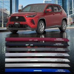 Friso Protetor Porta Lateral Yaris Cross 2026 XR XRE XRX Emblema Cromado