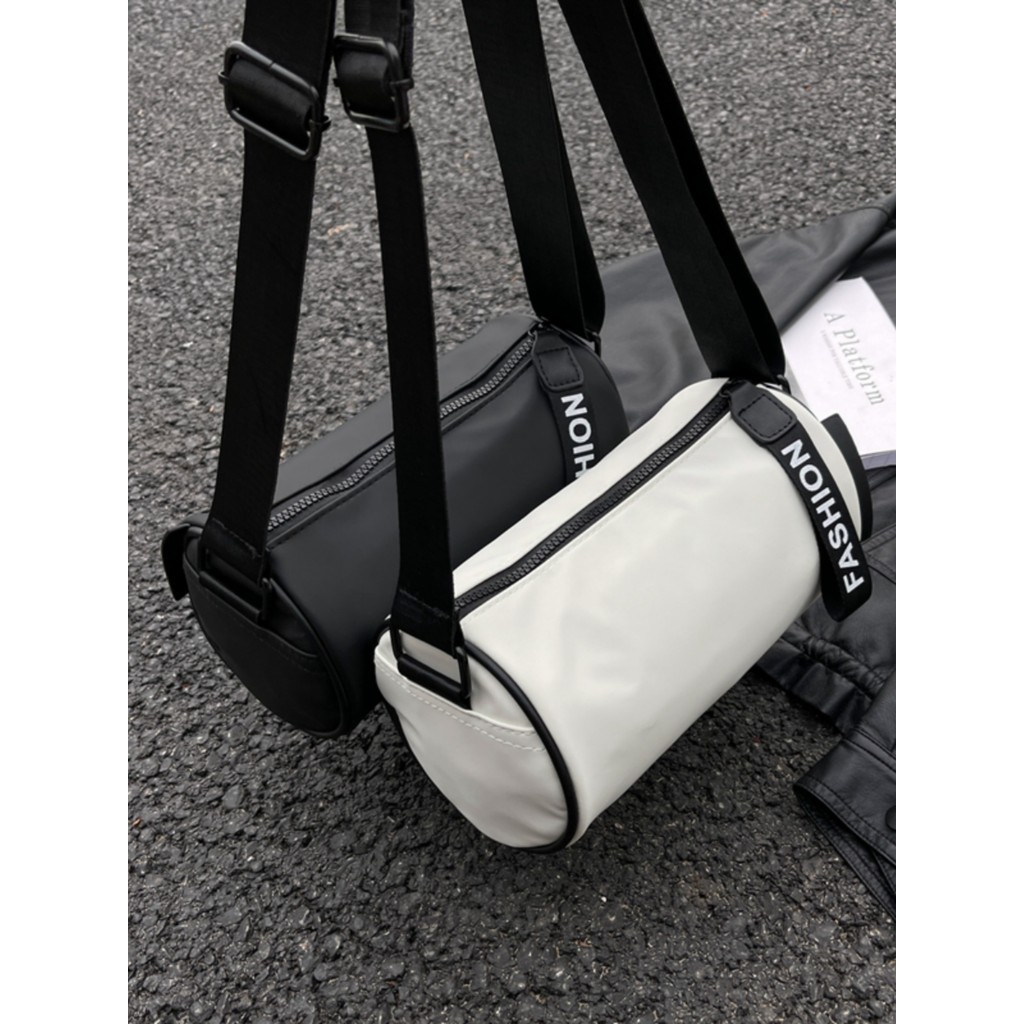 Bolsa cilíndrica Original feminina 2023 novo estilo esportes lazer Oxford pano bolsa de ombro All-Match carta mensageiro