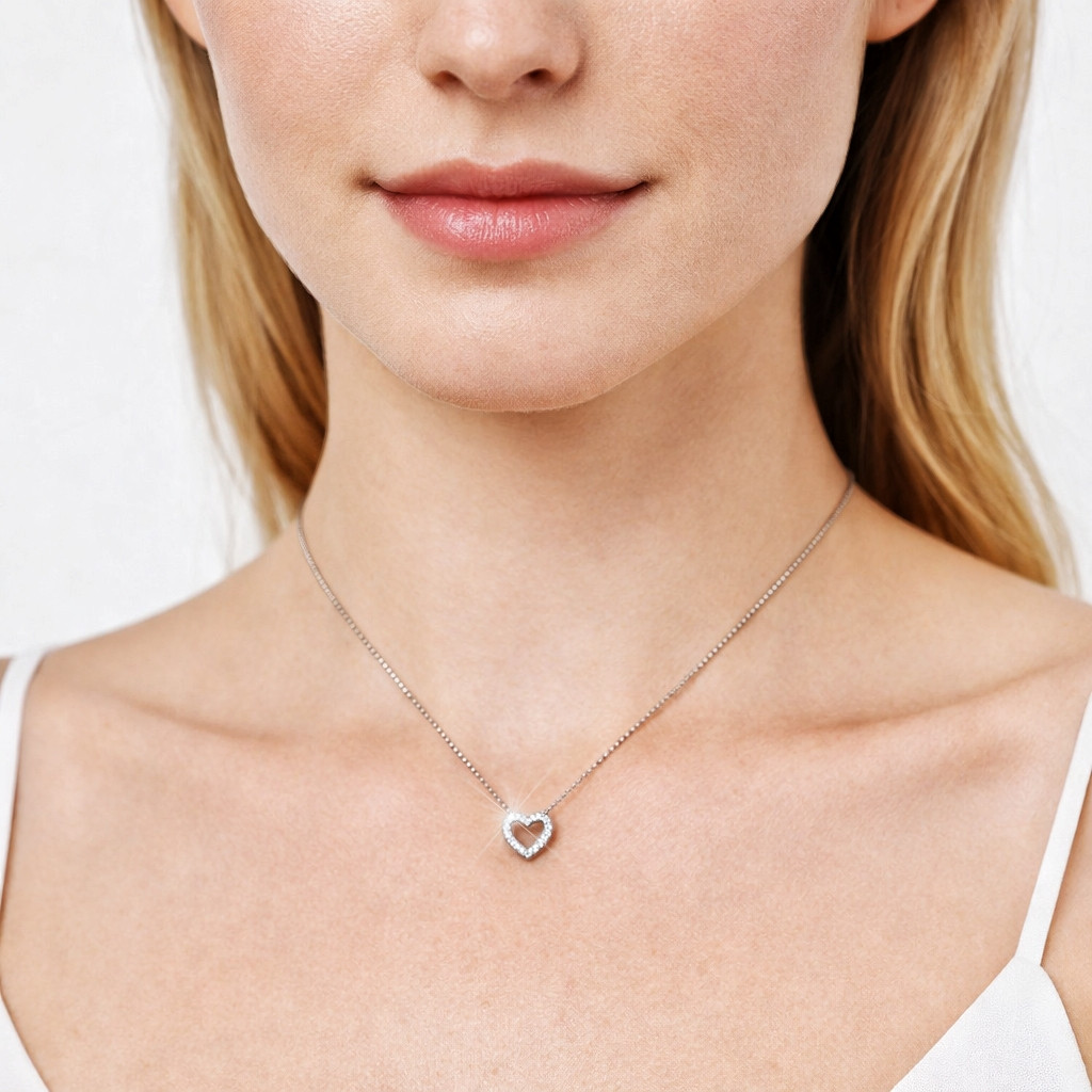 Colar Feminino Elegante Mini Coração Pavê 18K Banho de Ouro e Prata 925 Banho