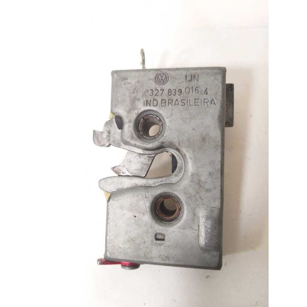 Fechadura Porta Traseira Direito Volkswagen Santana Quantum