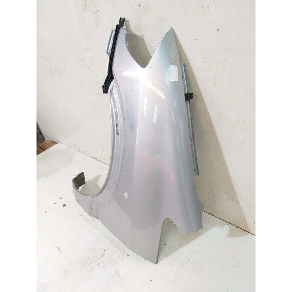 Para-lama Esquerdo Chevrolet  Zafira 2001 Até 2012