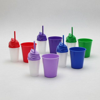 Kit Cinema com 20 Itens sendo10 Copos Tampa Chantily 400ml e 10 Baldes de Pipoca 1L em Oferta na Shopee