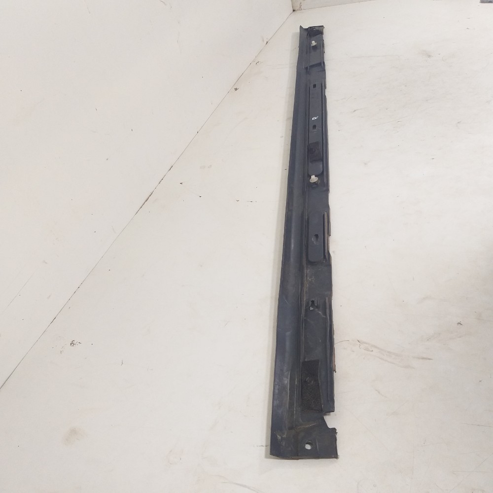Moldura Da Soleira Da Porta Lado Esquerdo  Ford Focus 2012 Preto