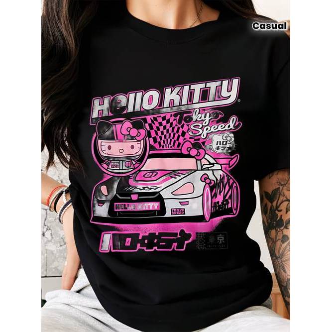 Camiseta Feminina Hello Kitty Tokyo Speed Racing Anime Oversized Casual Streetwear Confortável Estilosa Divertida Mod...