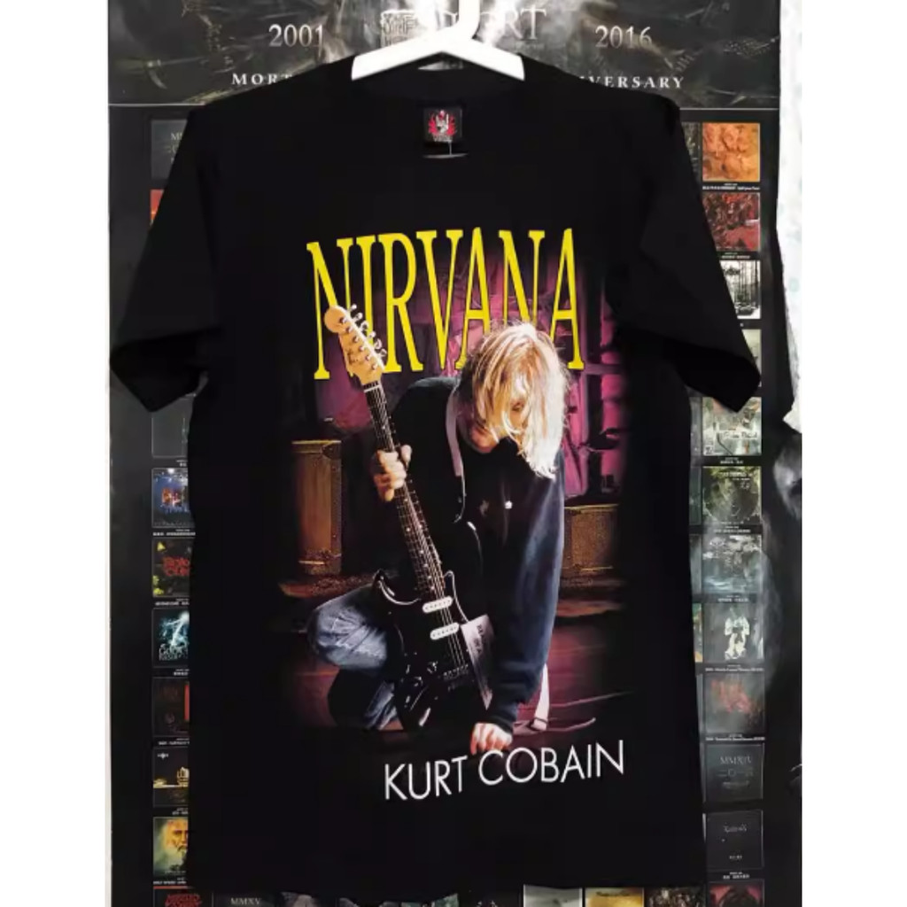 Camiseta Masculina Retrô De Algodão Puro Com Estampa De Kurt Cobain Tocando Guitarra, Da Banda Nirvana