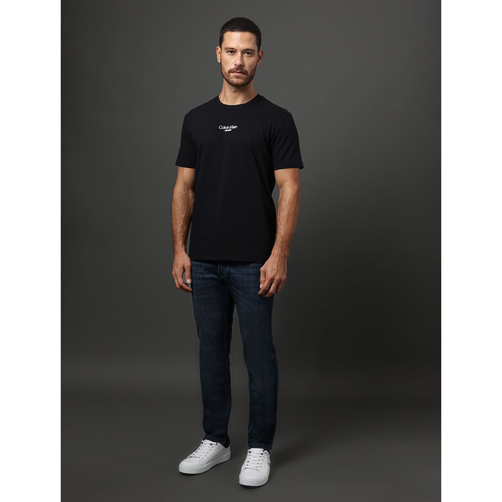Detalhes do Camiseta Masculina Logo Calvin Klein Jeans - Preto
