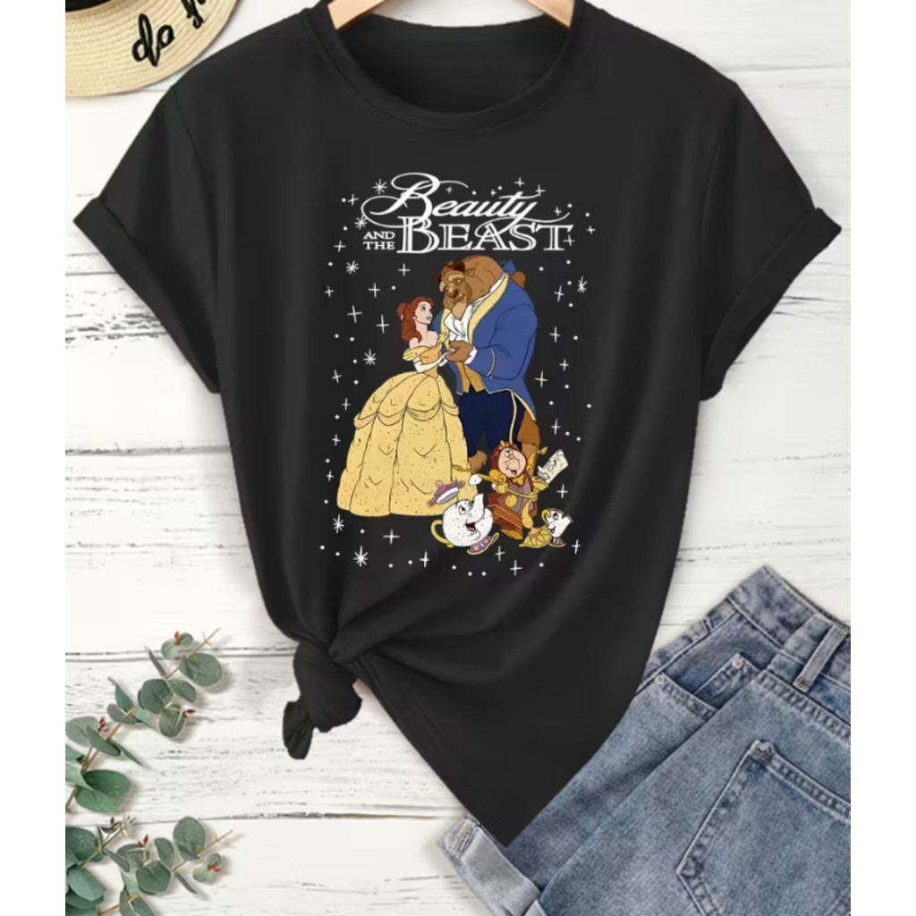 Camiseta Feminina Plus Size Em Algodão Puro Com Estampa Dos Personagens De A Bela E A Fera