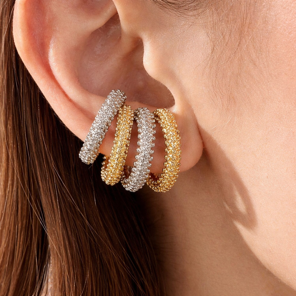 4 Piercing Fake de Pressão Orelha Minimalista Conjunto Feminino Dourado e Prata Kit Elegante Delicado Mulher Festa