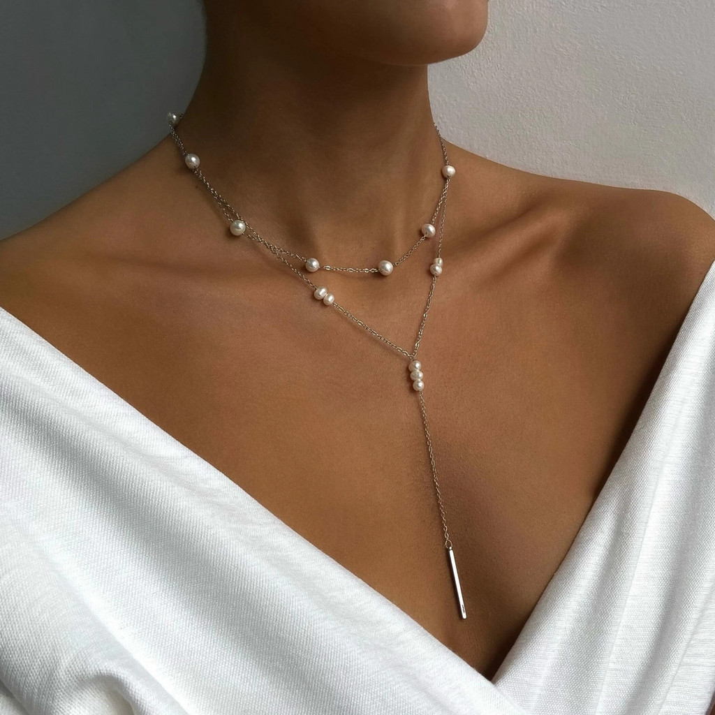 Único na moda colar de pérolas luz luxo High-End clavícula corrente Natural pérola dupla camada empilhamento colar pinge