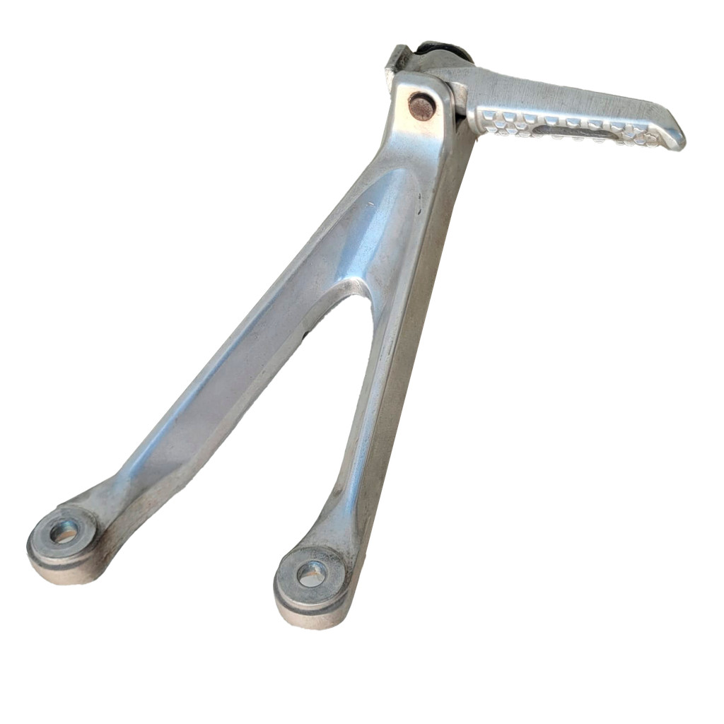 BACALHAU SUPORTE PEDALEIRA DIREITO HONDA CBR1000RR 08-11