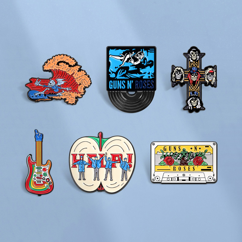 Guns N'roses The Beatles Esmalte Pin Retro Música Rock Band Guitar Tape Record Broche Emblemas Mochila Acessórios Presen