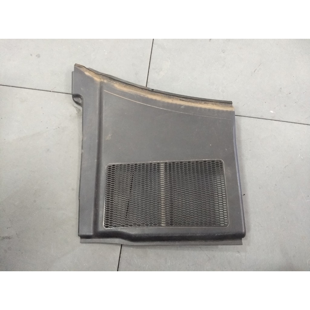 TAMPA DE BATERIA AUDI A4 DE 2000 A 2008 - ORIGINAL