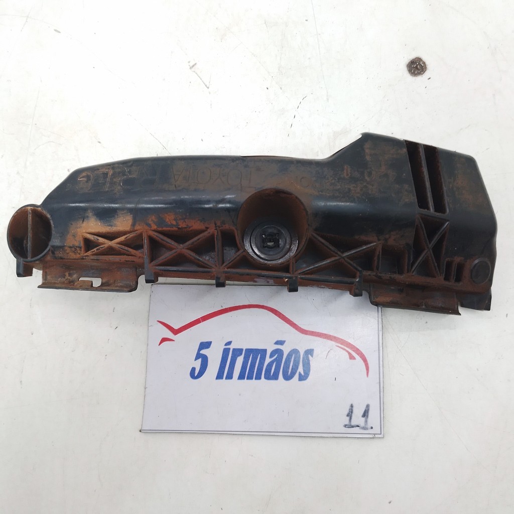 Guia Para-choque Traseiro Direito Toyota Rav4 2.4 2010