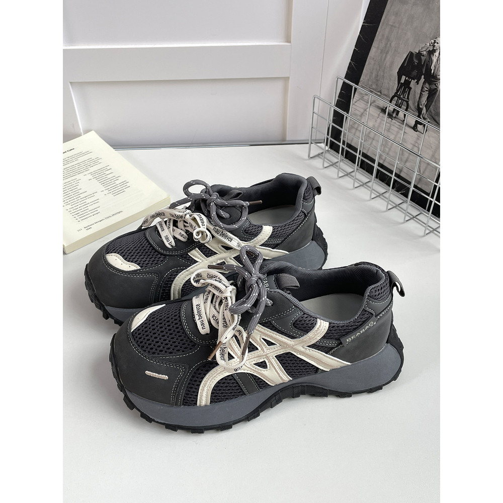 tênis ortopédico feminino fashion tênis feminino salto grosso Sola grossa mostrando pés pequeno papai sapatos femininos