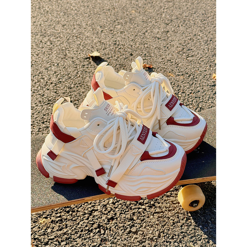 tênis feminino salto grosso tênis corrida respirável Papai sapatos femininos 2025 novo estilo primavera venda quente sol