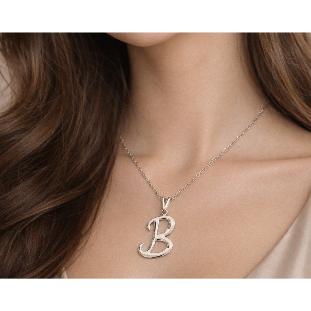 Colar Feminino Banhado a Prata Letra Inicial