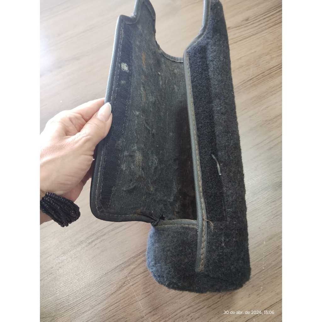 ESTOJO COM VELCRO PARA MACACO DE CARRO