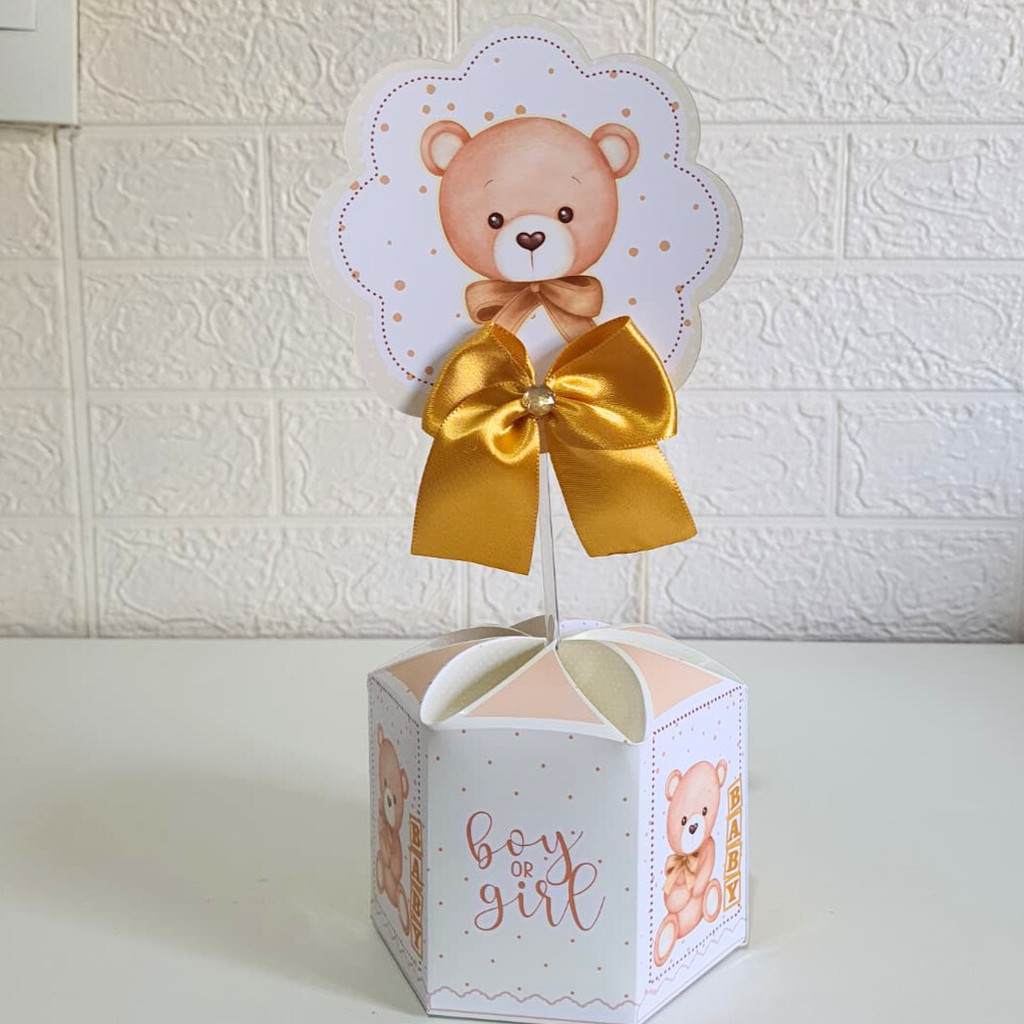 Enfeite de mesa CHÁ DE REVELAÇÃO NEUTRO URSINHO BEGE- Centro de mesa personalizadoLEMBRANCINHA