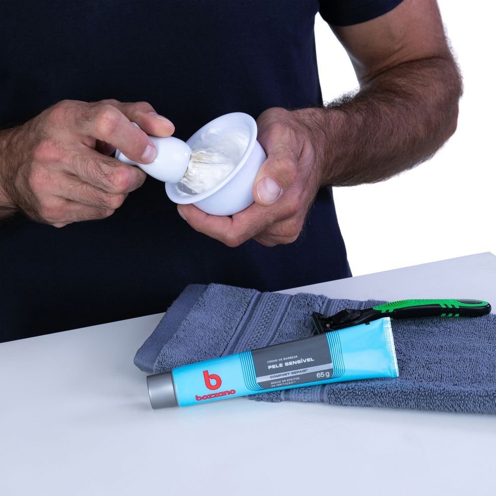 Detalhes do Creme de Barbear Bozzano Pele Sensível com 65g