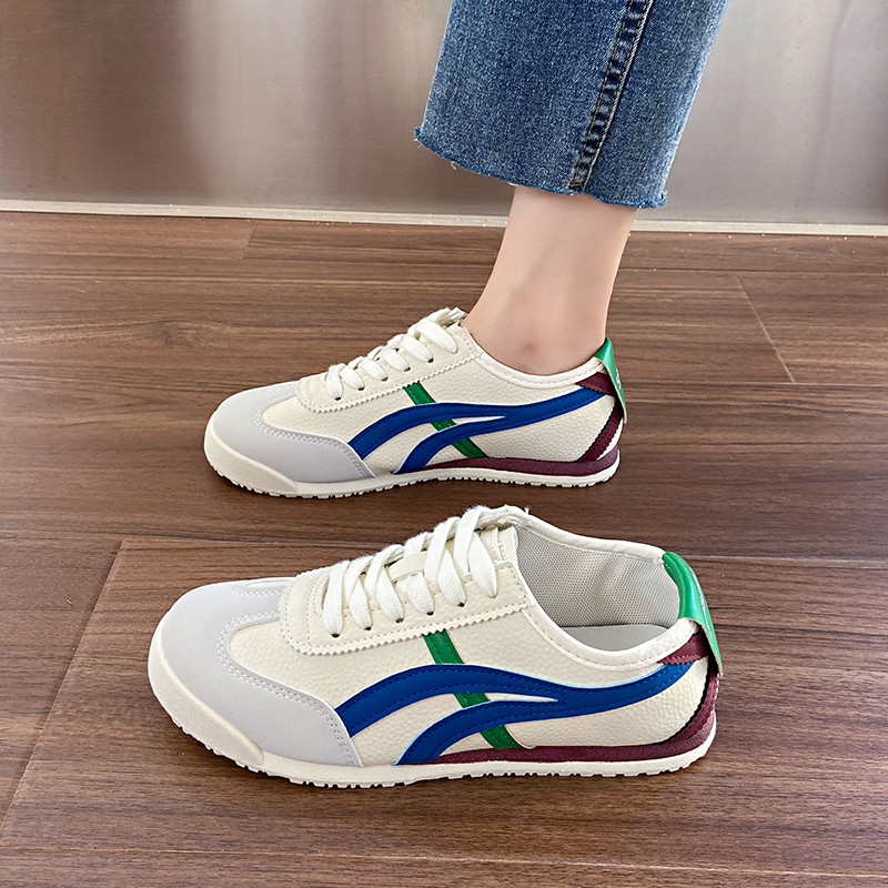 Imagem Moda Feminina Casual Estilo Coreano YS001 Novo Estilo Sapatos Forrest Gump Tênis Planos Versáteis para Estudantes