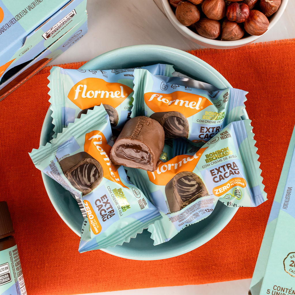 Bombom Zero Açúcar Chocolate ao Leite Creme de Avelã Extra Cacau Sem Glúten 18 Unidades de 12g