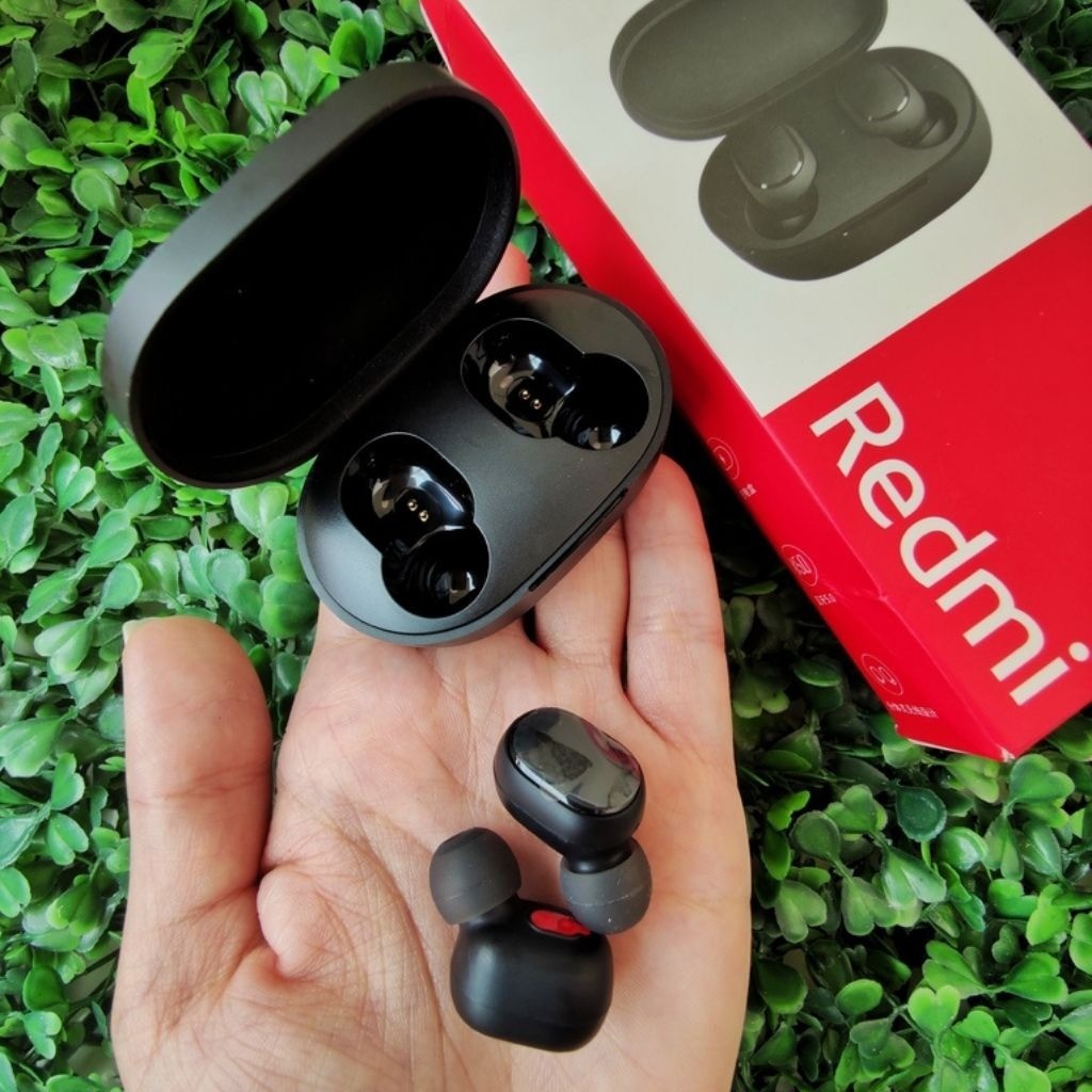 Fones de Ouvido Sem Fio Redmi Airdots  Pro 4 TWS Bluetooth Preto Branco
