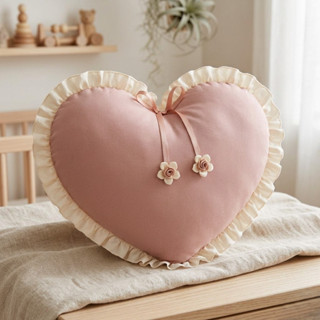 Almofada Decorativa Tema Coração Rose com palha em Oferta na Shopee
