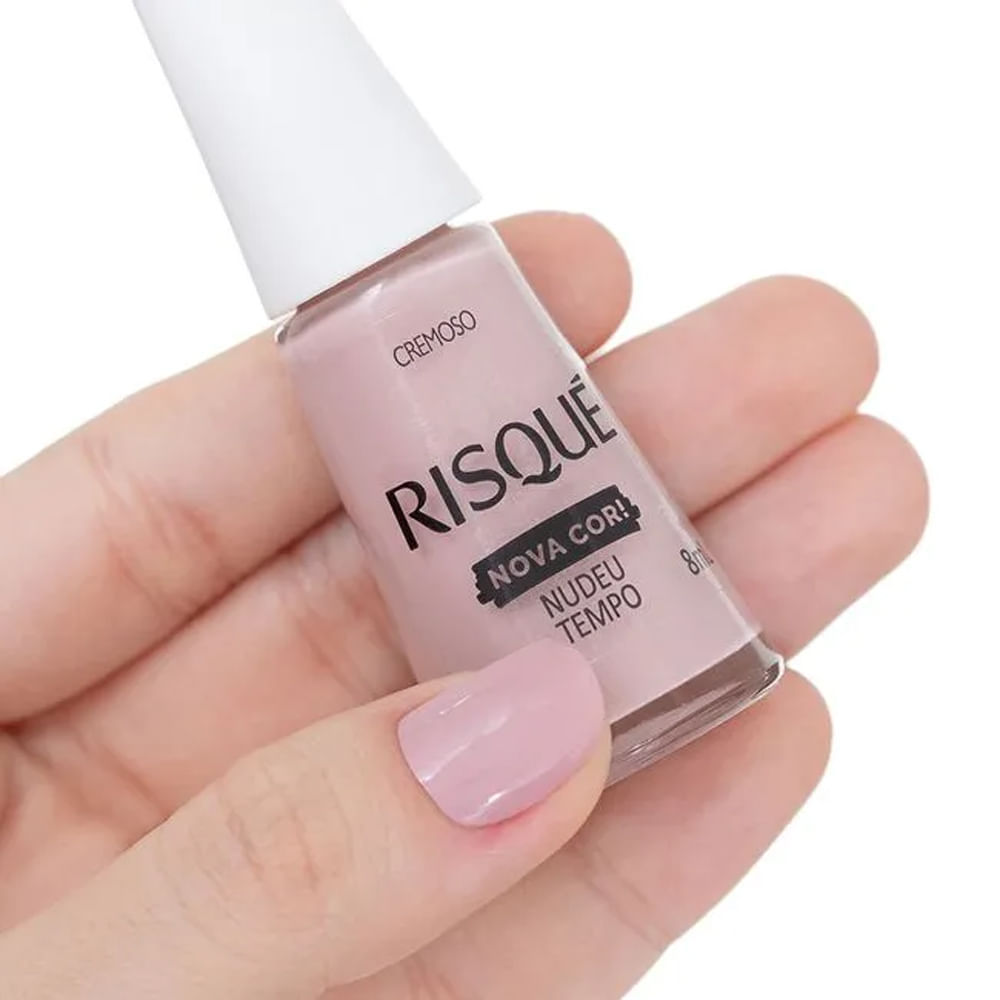 Detalhes do Esmalte Risqué Cremoso Nudeu Tempo