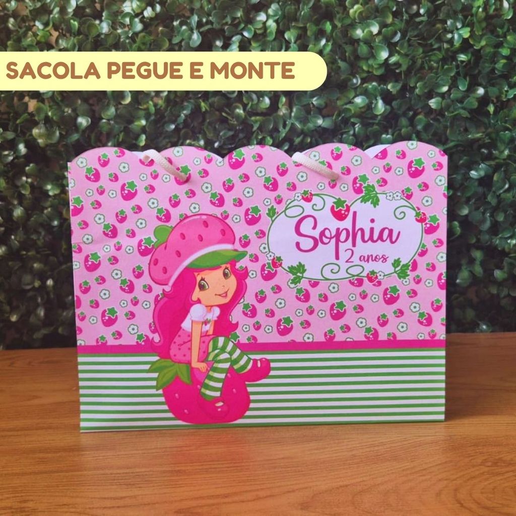 Sacola personalizada MORANGUINHO | Lembrancinhas personalizadas | Mimos | Aniversário infantil | (PEGUE E MONTE)