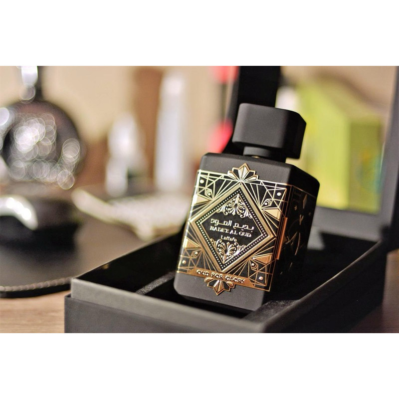 Perfume Árabe Bade'e Al Oud Oud for Glory By Lattafa EDP 100ml QUEIMA ESTOQUE
