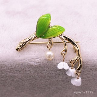 Elegante e moderno broche de esmalte verde doce e fresco, estilo florestal, com lírio-do-vale, broche de esmalte de Qing