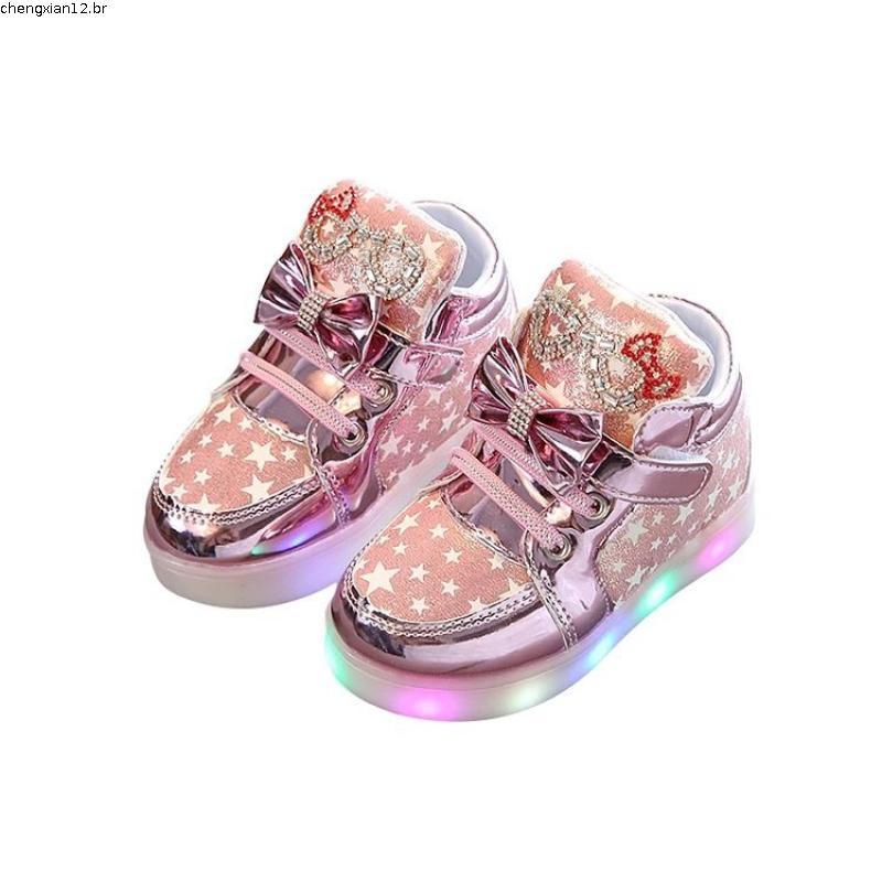 Produto Calçados Prontos Crianças Calçados Casuais Meninas Moda Kt Calçados Light-up Calçados para — R$ 134,15 em Shopee, 35% OFF
