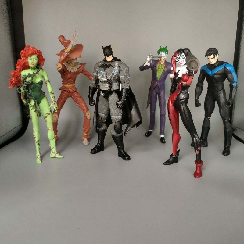 Figura de ação do Batman Joker Harley Quinn Vine Girl Nightwing Espantalho modelo de figura de ação