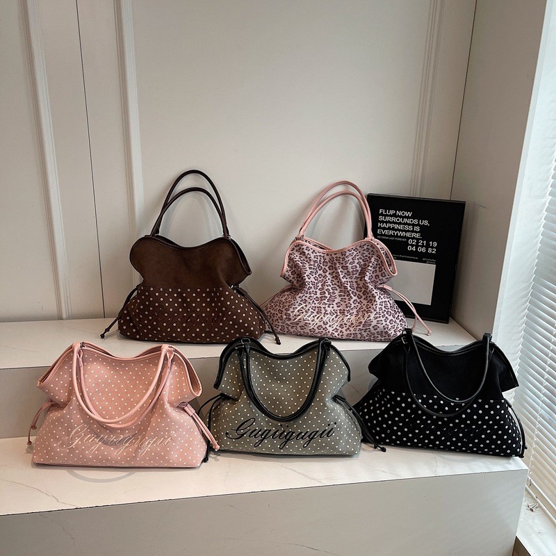 Moda casual commuter Bolsa Feminina De Grande Capacidade , Nova polka dot Estilo Universitário De Ombro