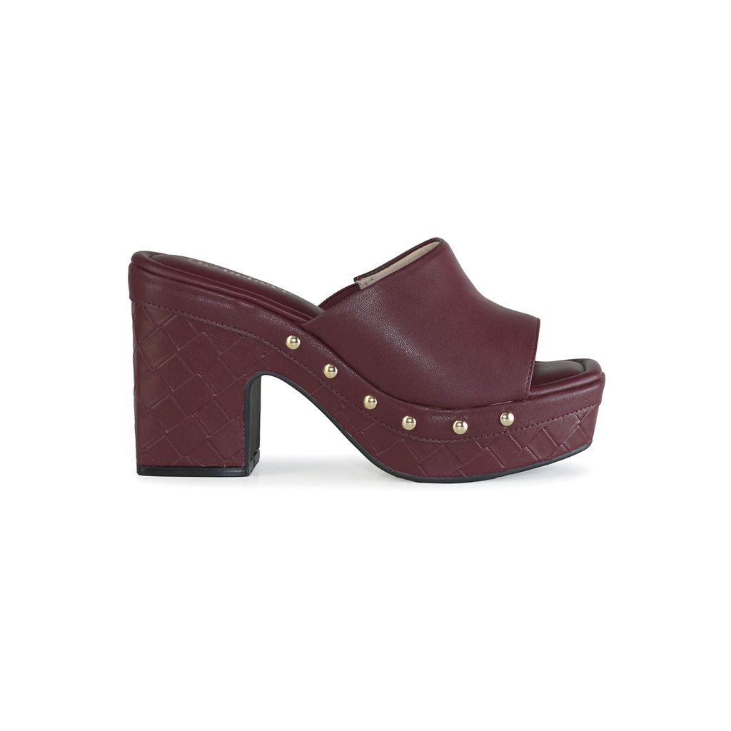 Tamanco Bebecê Clog Com Tachas