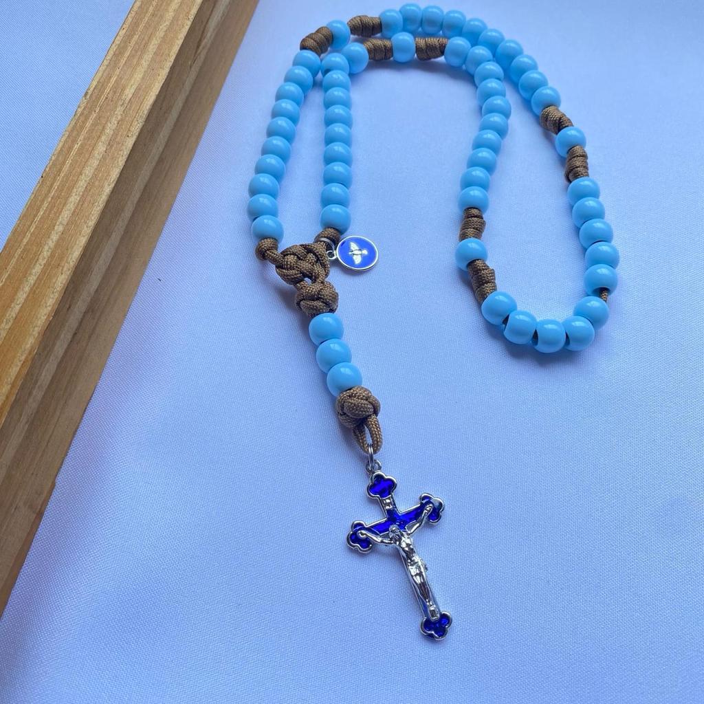 Terço de Paracord 550 Bege Medalha Espírito Santo conta Azul