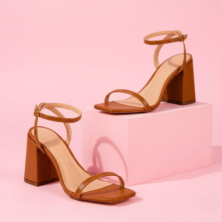 Sandália Feminina Salto Grosso 9cm Confortável Casual Lançamento Moda Caramelo