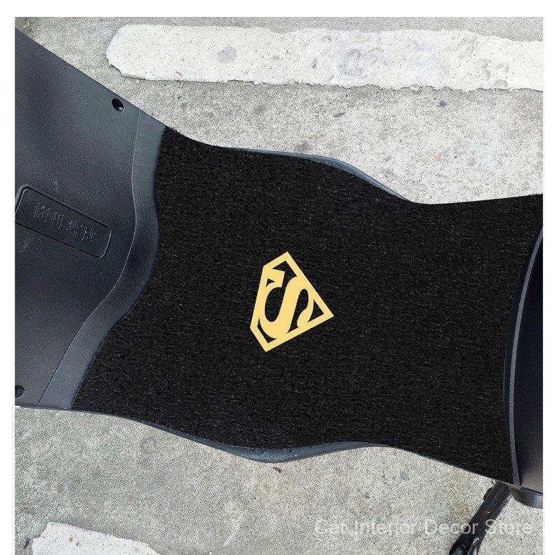 Adequado para o tapete de pedal do veículo elétrico Yadi DM1 Crown Energy Luxury Edition TDR2684Z, tapete de pedal à pro