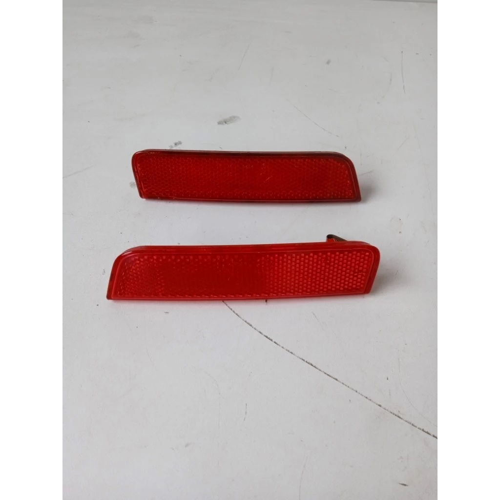 Par Refletor Parachoque Traseiro Duster 1.6 2013 14 15