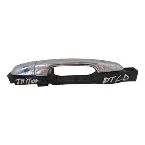 Maçaneta Externa Mitsubishi Triton L200 2011 2012 Dt Direita Prata Dianteira