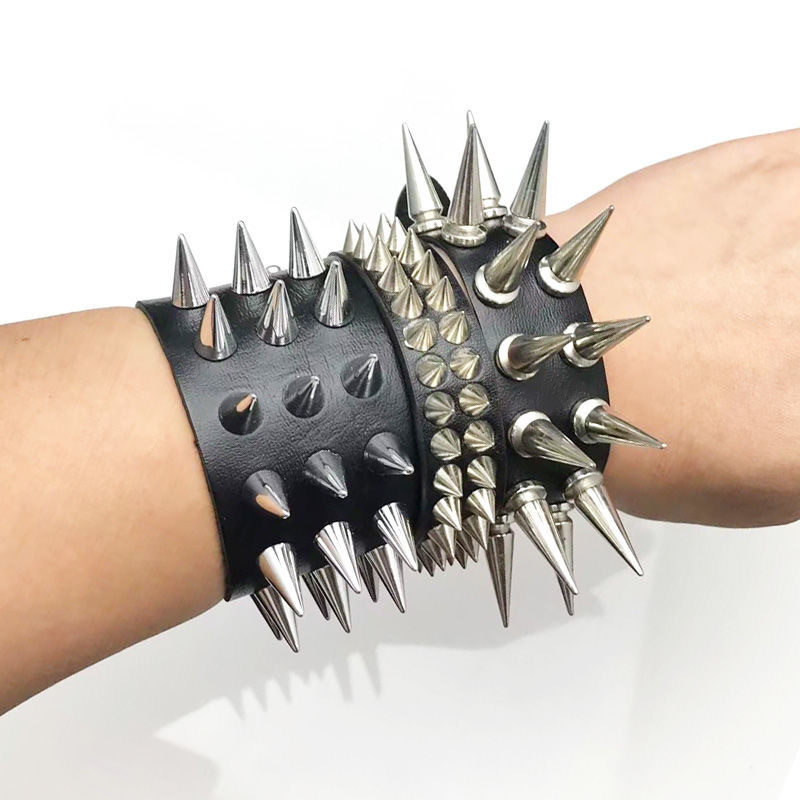Pulseira De Couro PU Com Rebite Longo Exagerado Para Homens Punk Rock Fashion Pulseiras Joias