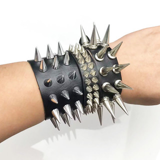 Pulseira De Couro PU Com Rebite Longo Exagerado Para Homens Punk Rock Fashion Pulseiras Joias