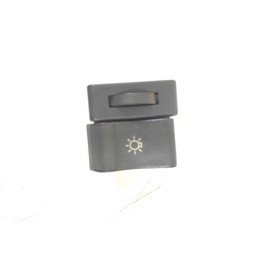 Botão Do Farol Volkswagen Santana Quantum 1991 A 1998