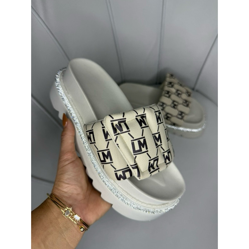 Sandália Plataforma Solado Tratorada Brilho Lux em Oferta na Shopee