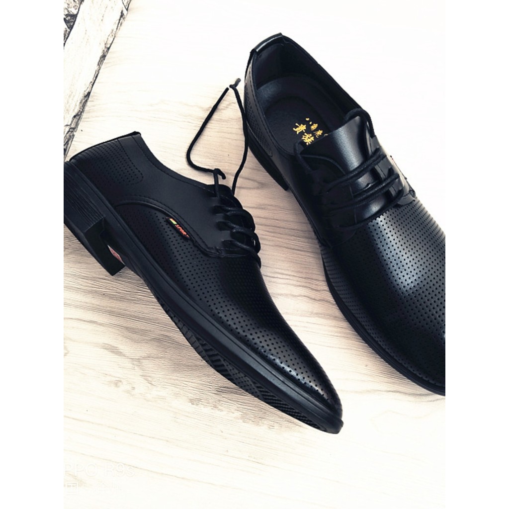 2026 verão novo estilo respirável oco sapatos de couro masculino Formal Wear sapatos de negócios Casual terno britânico 