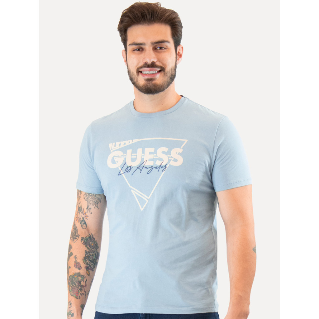 Camiseta Guess Original Masculina Triângulo Los Angeles Relevo Peito Azul Claro