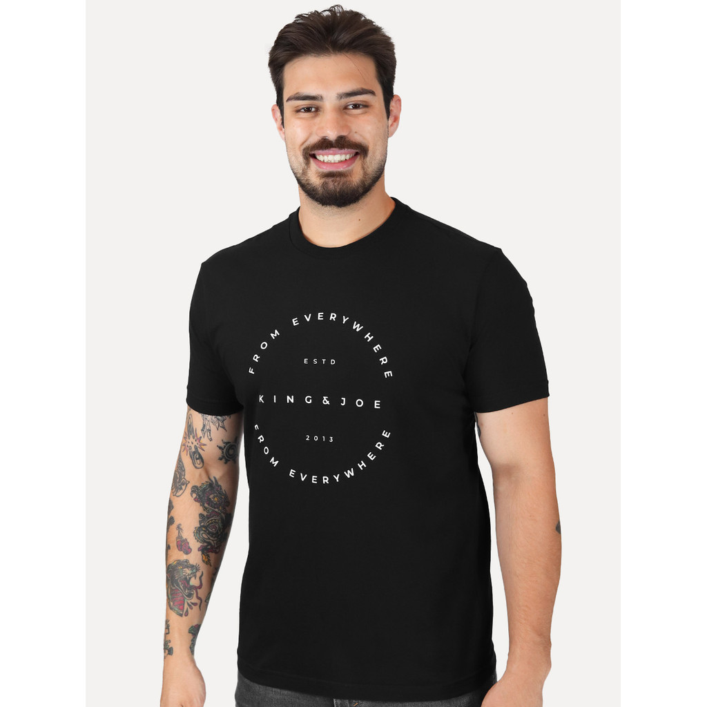 Camiseta King & Joe Original Masculina Circle From Everywhere Preto CA.25.006 00